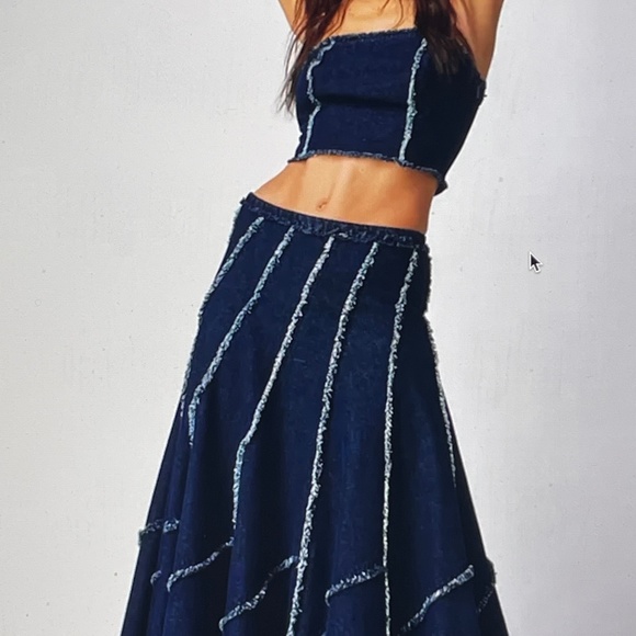 NWOT Free People One Safia Denim Skirt Size 10 Z463